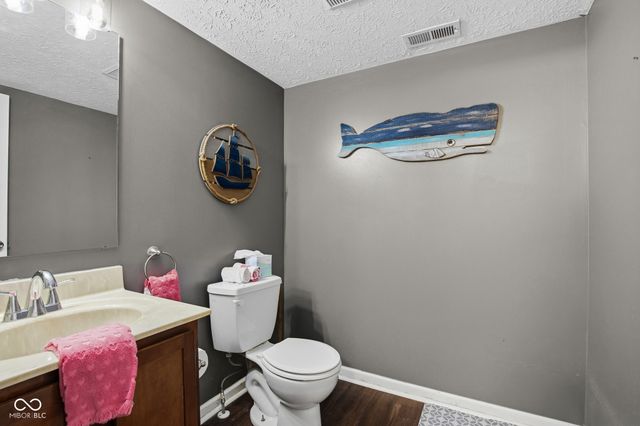 1916 Abbey Lane, Danville, IN 46122