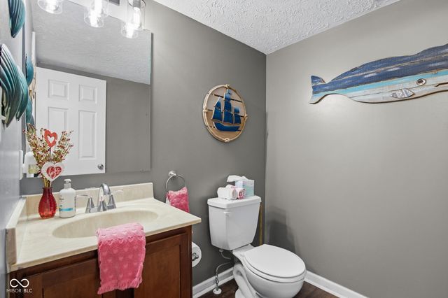 1916 Abbey Lane, Danville, IN 46122