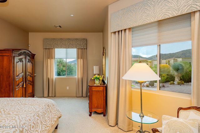 6790 W Red Hawk Place, Marana, AZ 85658