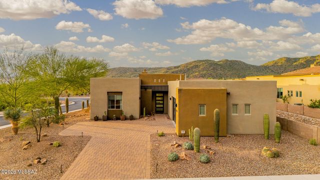 6790 W Red Hawk Place, Marana, AZ 85658