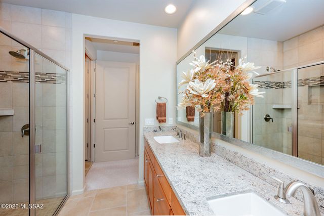 6790 W Red Hawk Place, Marana, AZ 85658