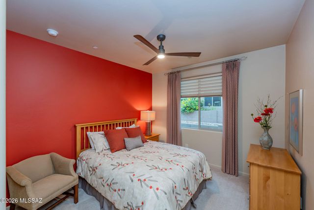 6790 W Red Hawk Place, Marana, AZ 85658