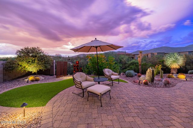 6790 W Red Hawk Place, Marana, AZ 85658