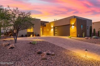 6790 W Red Hawk Place, Marana, AZ 85658
