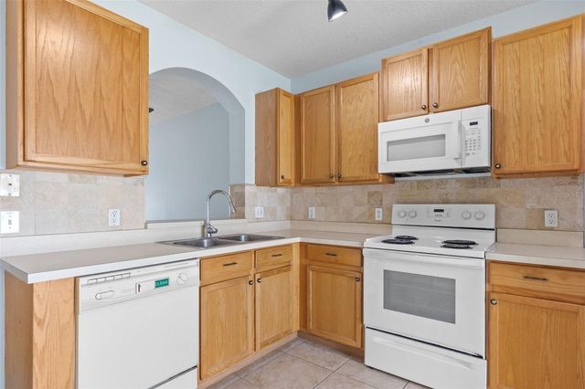 16221 SWAN VIEW CIRCLE, Odessa, FL 33556