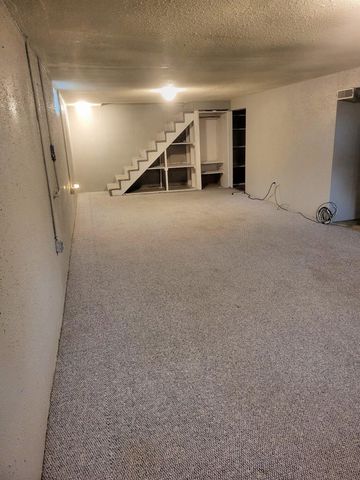 104 PINEWOOD DR, Columbia, MO 65203
