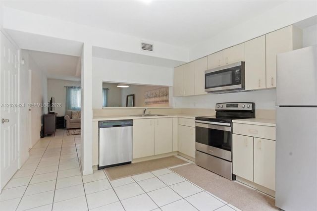 8240 SW 149th Court 7201, Miami, FL 33193