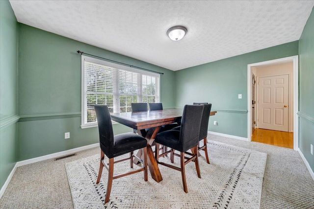 686 Pinehaven RD, Fincastle, VA 24090