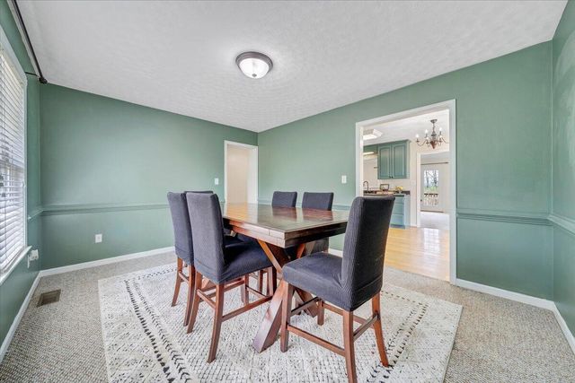 686 Pinehaven RD, Fincastle, VA 24090