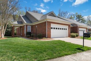 3832 Misty Glen Court, Matthews, NC 28105