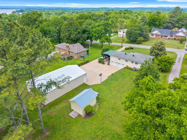 112 Hickory Heights Dr, Hendersonville, TN 37075