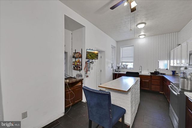 321 E POPLAR ST, York, PA 17403