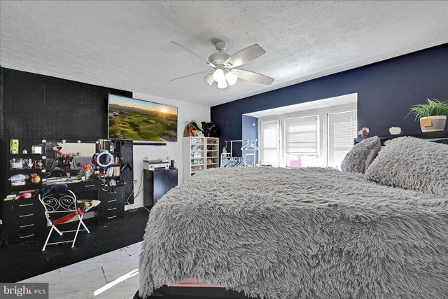 321 E POPLAR ST, York, PA 17403