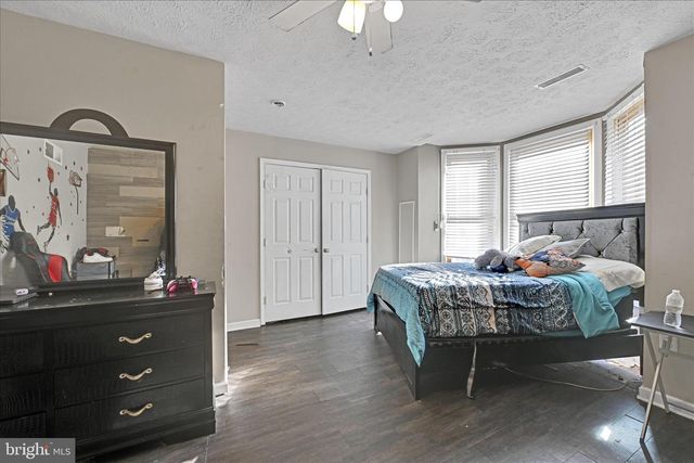 321 E POPLAR ST, York, PA 17403