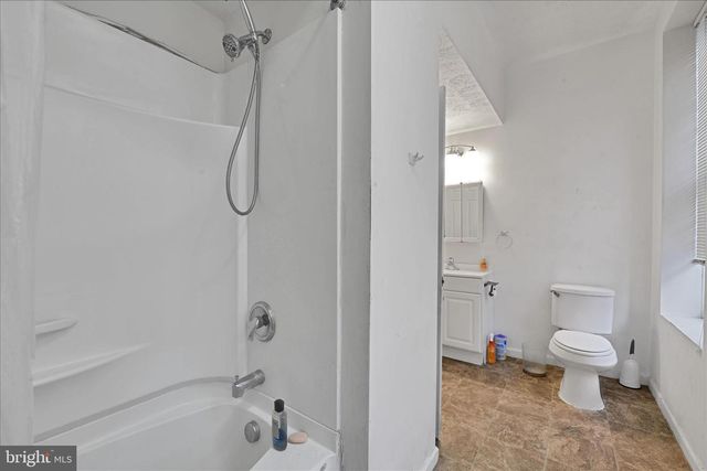 321 E POPLAR ST, York, PA 17403