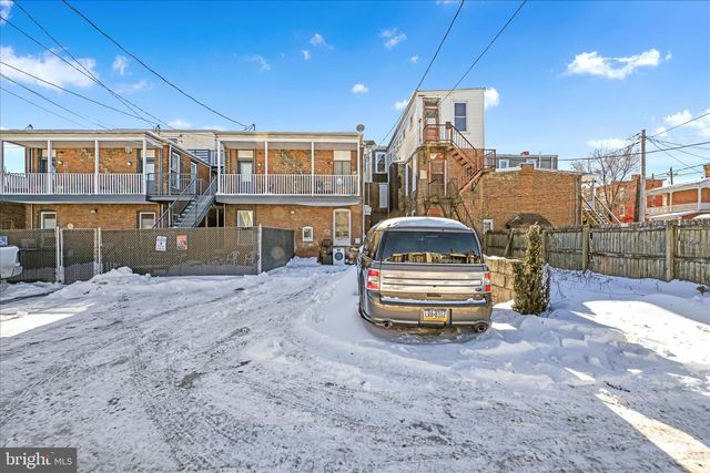 321 E POPLAR ST, York, PA 17403