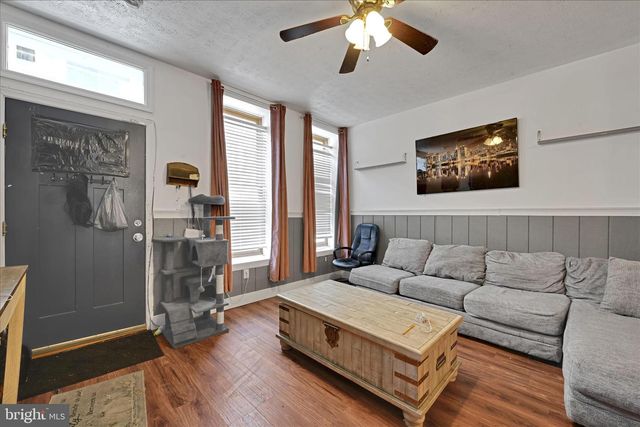 321 E POPLAR ST, York, PA 17403