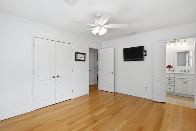 1566 Victory Hwy, North Smithfield, RI 02896