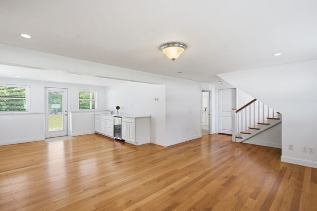 1566 Victory Hwy, North Smithfield, RI 02896