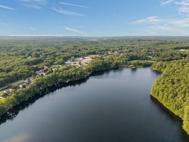 1566 Victory Hwy, North Smithfield, RI 02896