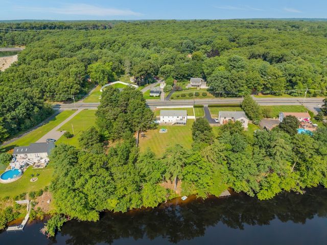 1566 Victory Hwy, North Smithfield, RI 02896