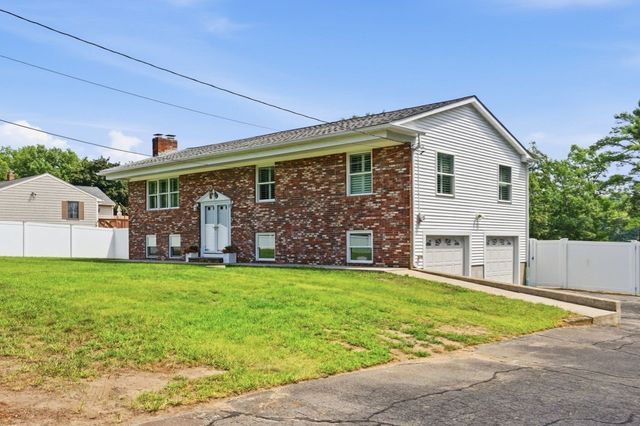 1566 Victory Hwy, North Smithfield, RI 02896