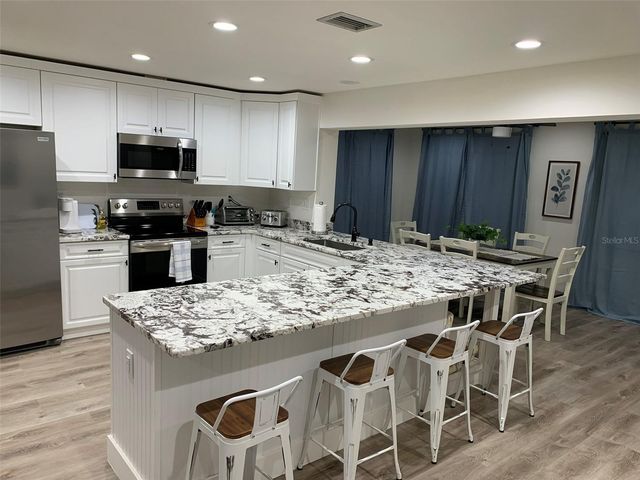 23184 GLORY AVENUE, Port Charlotte, FL 33952