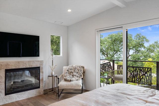 141 Lake Road, Portola Valley, CA 94028