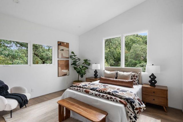 141 Lake Road, Portola Valley, CA 94028