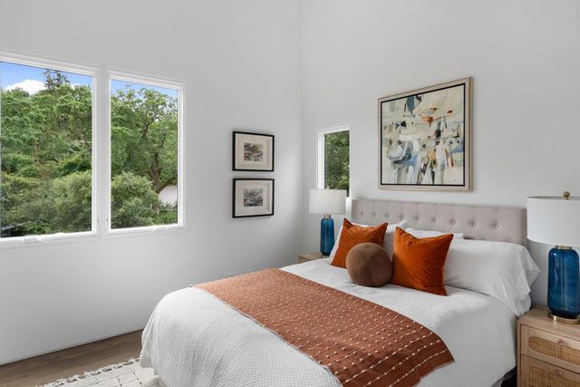 141 Lake Road, Portola Valley, CA 94028
