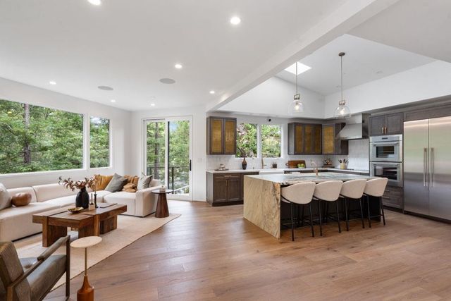 141 Lake Road, Portola Valley, CA 94028