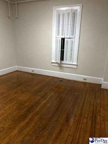 3339 Meadors Rd, Florence, SC 29501