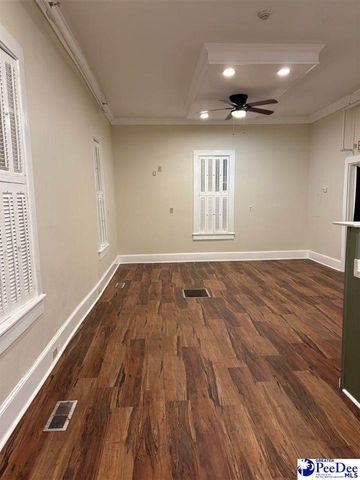 3339 Meadors Rd, Florence, SC 29501