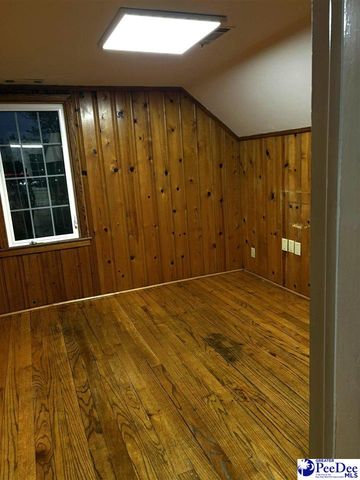 3339 Meadors Rd, Florence, SC 29501