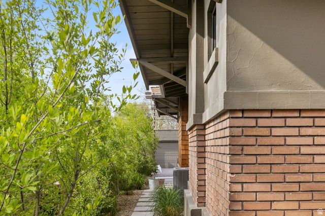 1249 E CRYSTAL AVE, South Salt Lake, UT 84106