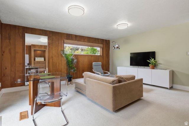 1249 E CRYSTAL AVE, South Salt Lake, UT 84106