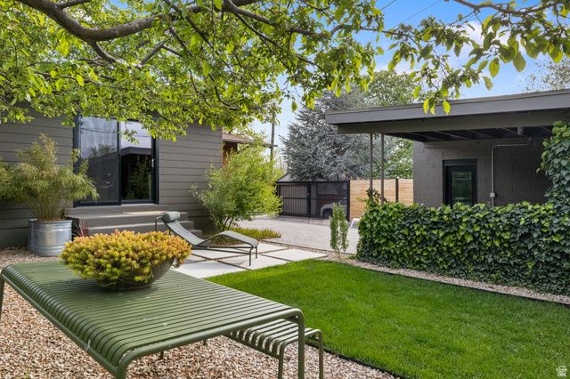 1249 E CRYSTAL AVE, South Salt Lake, UT 84106