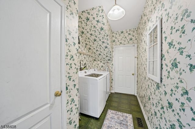 28 Ranney Rd, Washington Twp., NJ 07853