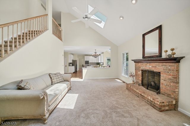 28 Ranney Rd, Washington Twp., NJ 07853