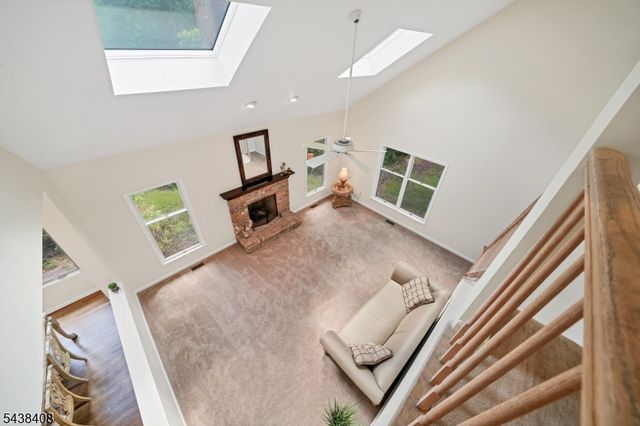 28 Ranney Rd, Washington Twp., NJ 07853