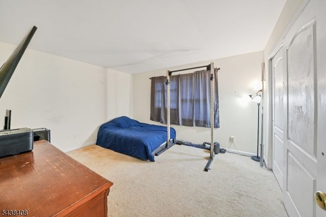 28 Ranney Rd, Washington Twp., NJ 07853