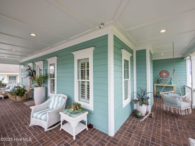 303 S Elm Street, Swansboro, NC 28584