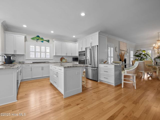 303 S Elm Street, Swansboro, NC 28584