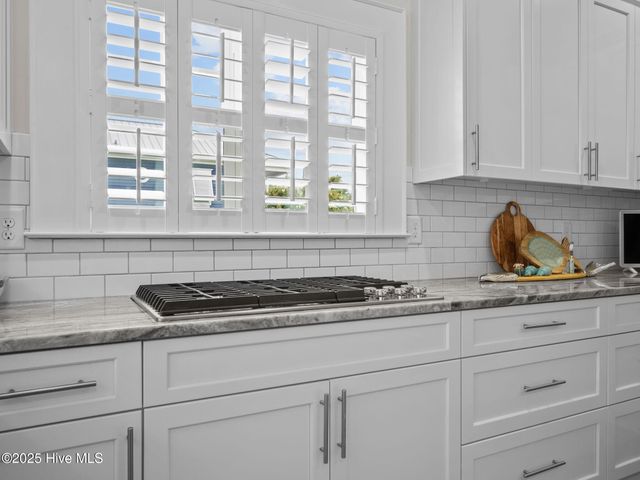 303 S Elm Street, Swansboro, NC 28584