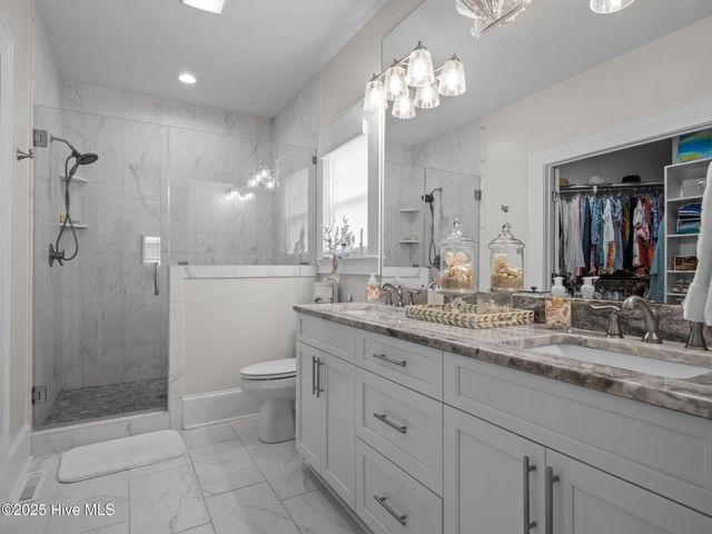 303 S Elm Street, Swansboro, NC 28584