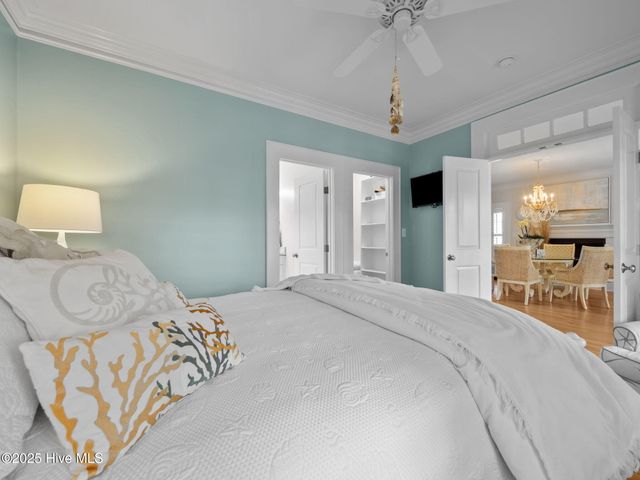 303 S Elm Street, Swansboro, NC 28584