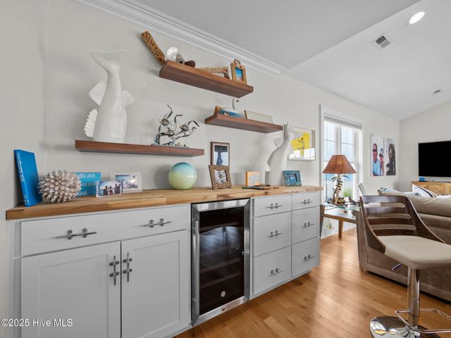 303 S Elm Street, Swansboro, NC 28584