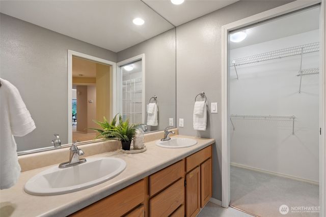 2911 SE 170th Avenue, Vancouver, WA 98683