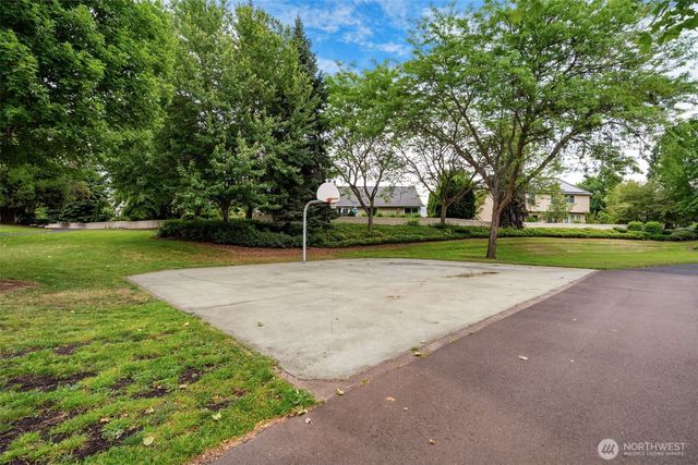 2911 SE 170th Avenue, Vancouver, WA 98683