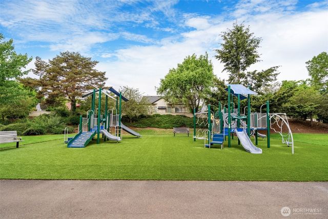 2911 SE 170th Avenue, Vancouver, WA 98683